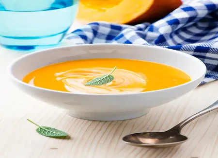 Soupe de courge au fenouil