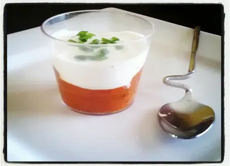 Verrines poivron et fromage frais