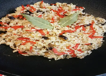 Riz aux poivrons et aubergines