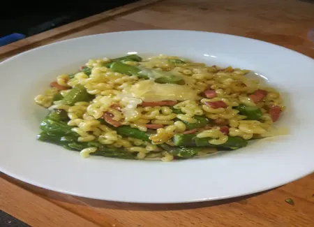Coquillettes aux asperges
