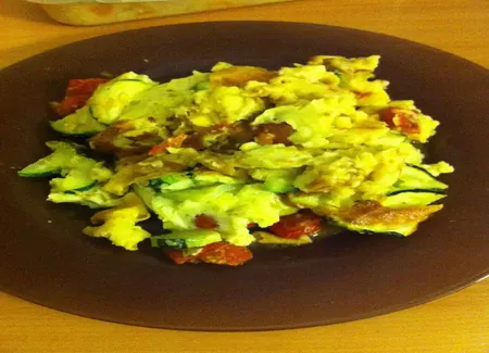 Clafoutis aux tomate, courgettes et boursin