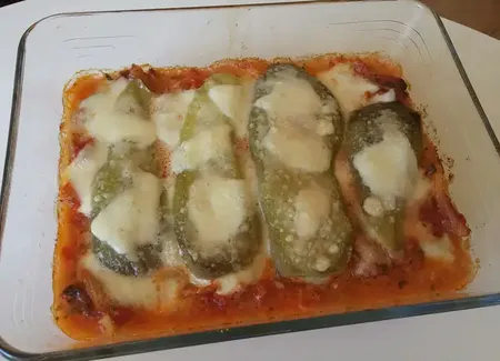 Aubergines à la mozzarella gratinées