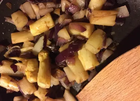 Asperges de saison aux poires