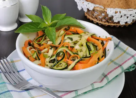Râpé de courgettes et carottes