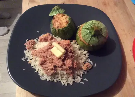 Courgettes rondes farcies à la viande parfum curry