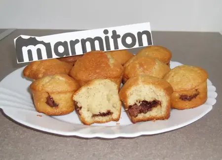 Muffins aux noisettes et à la pâte à tartiner au chocolat