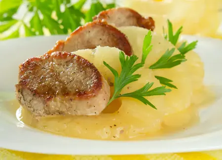 Filet mignon de porc à l'ananas