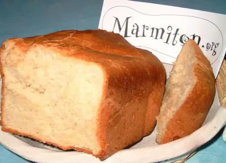 Pain de mie - machine à pain