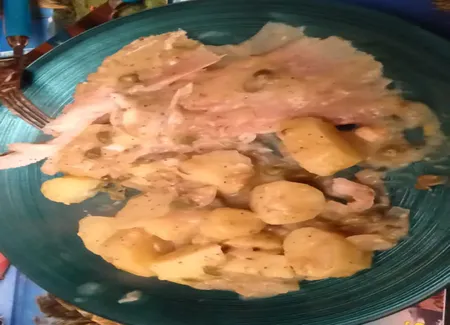 Ailes de raies aux câpres et pommes de terre