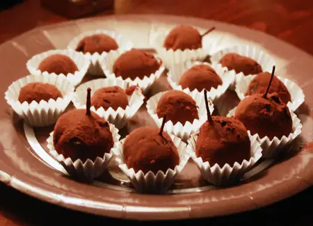 Truffes au chocolat parfumées au cognac