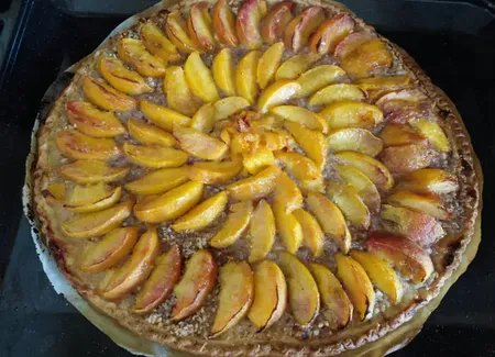 Tarte fine aux pêches