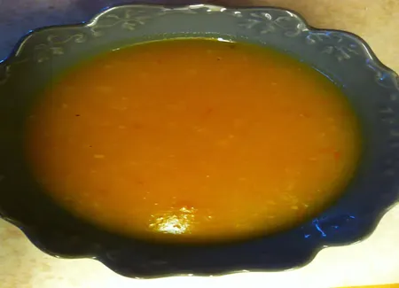 Soupe de potimarron, tomates et curry