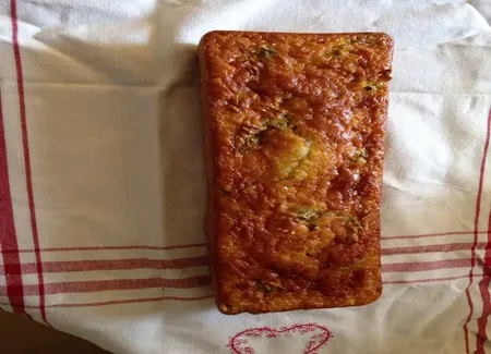Gâteau aux fleurs d'acacia