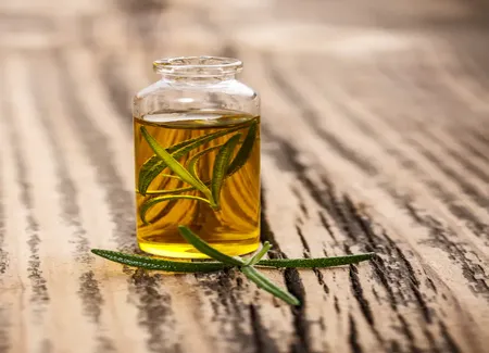 Huile parfumée aux herbes
