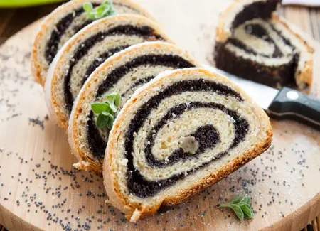 Gâteau roulé au pavot (makotch)