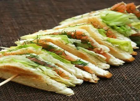 Sandwich au saumon fumé
