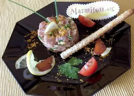 Tartare de thon rouge à l'huile d'argan et à la boutargue
