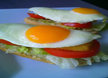 Demi sandwich au poisson pané
