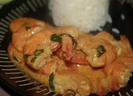 Crevettes thaï à l'ail et au basilic