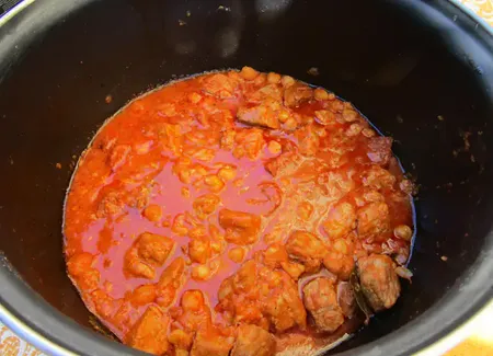 Pois chiche à la catalane (chorizo, tomates)