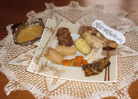 Poule au pot-au-feu (facile façon mamie)