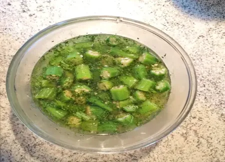 Salade chaude de gombos