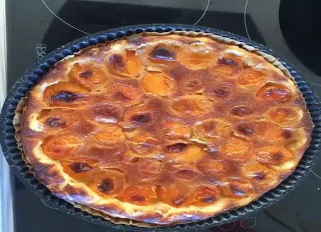 Véritable tarte aux abricots bretonne