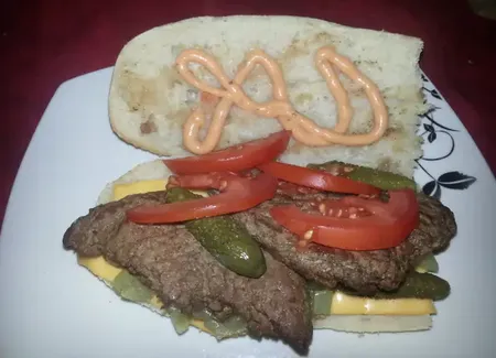 Sandwich americain steak haché