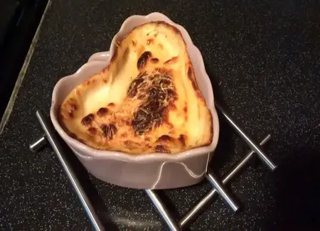 Gratin de quenelles au goût relevé