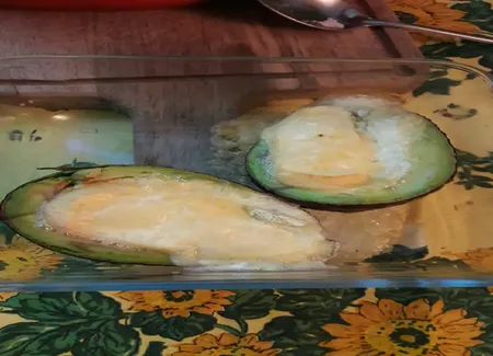 Avocat gratiné au reblochon