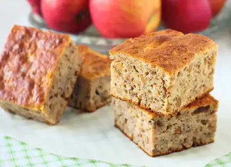 Cake aux pommes et à la cannelle