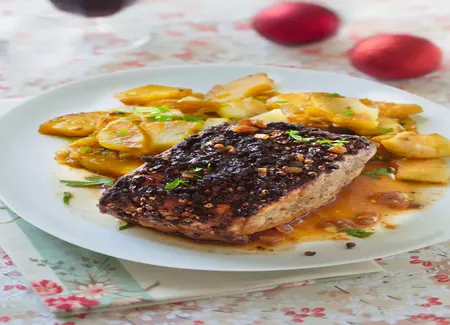 Rôti de porc en croute d'épices à l'ananas