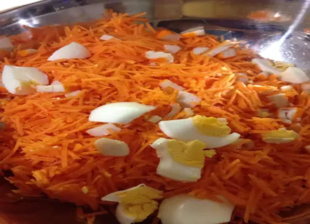 Salade de carottes, pamplemousse, surimi