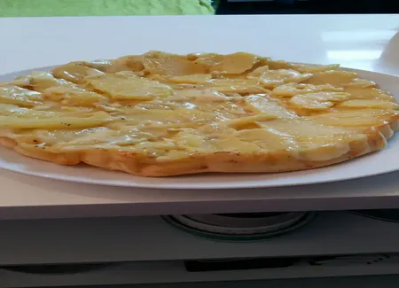 Tatin de pommes de terre au cantal