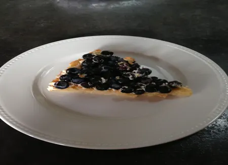Tarte aux fruits frais sur moelleux à l'amande