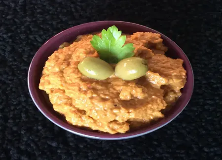 Tapenade d'olive verte à la basque