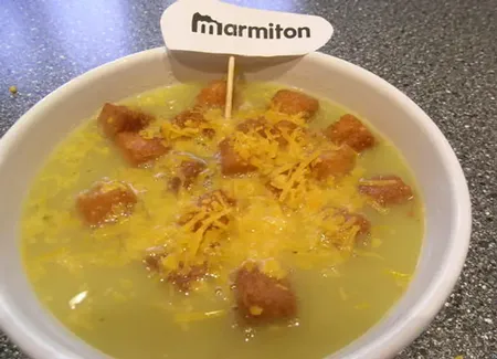 Velouté de chicons (endives) à la mimolette