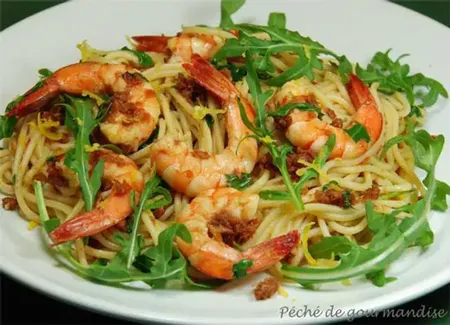 Spaghetti citron, roquette et crevettes