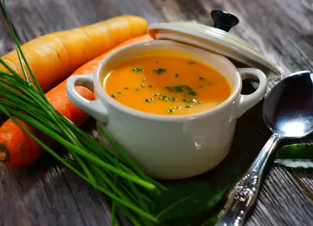 Soupe froide de carottes à l'orange