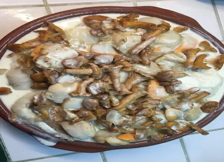 Lotte et st jacques aux girolles
