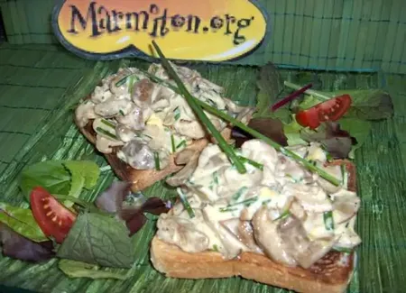 Toasts crémeux aux mousserons de printemps (7ème rencontre)