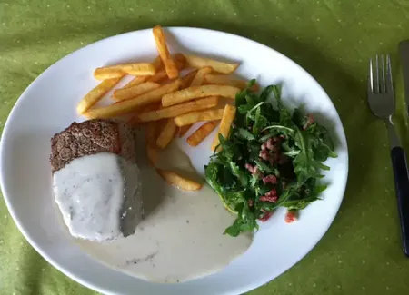 Steak au roquefort