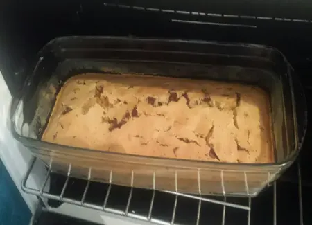 Cake à l'écorce d'orange confite et pépites de chocolat