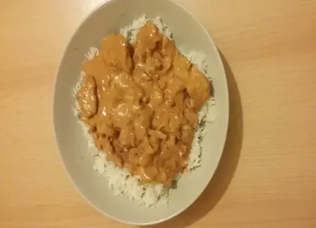 Emincé de dinde aux lardons