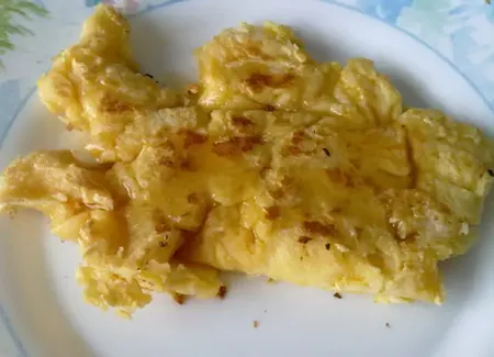Omelette au sucre (ou omelette kabyle)