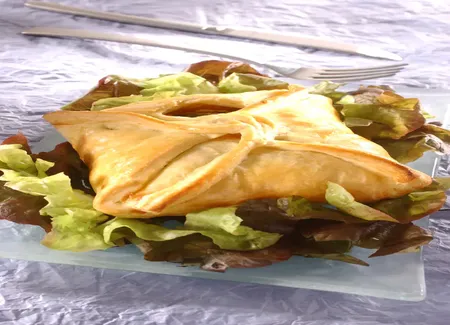 Feuilleté de saumon cru au poireau