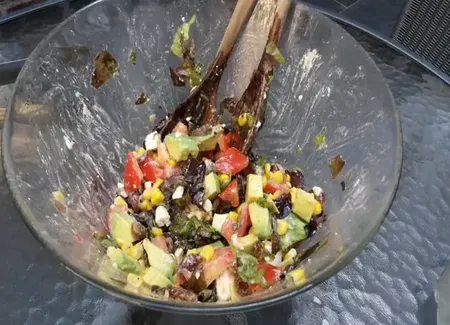 Salade feta raisins