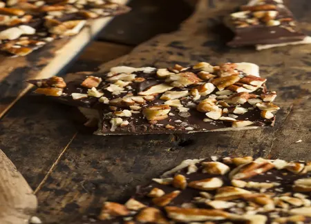 Bâtonnets aux noix et chocolat