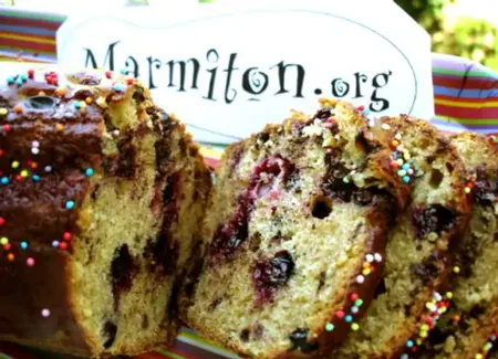 Cake aux fruits rouges