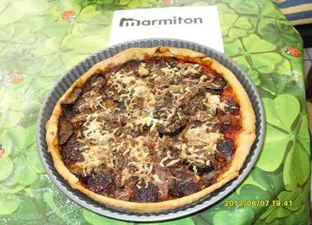 Pizza aubergine et chorizo